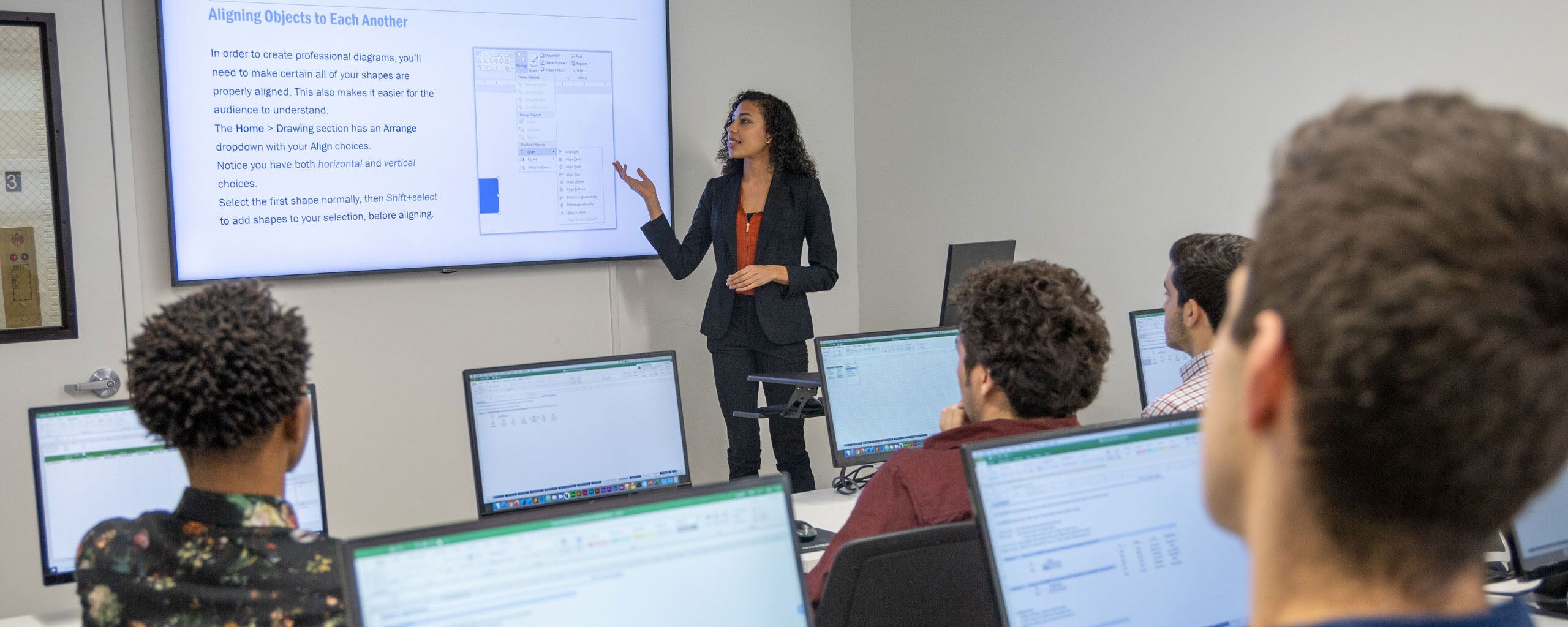 Mean and Median: Analyzing Data Averages - Free Video Tutorial